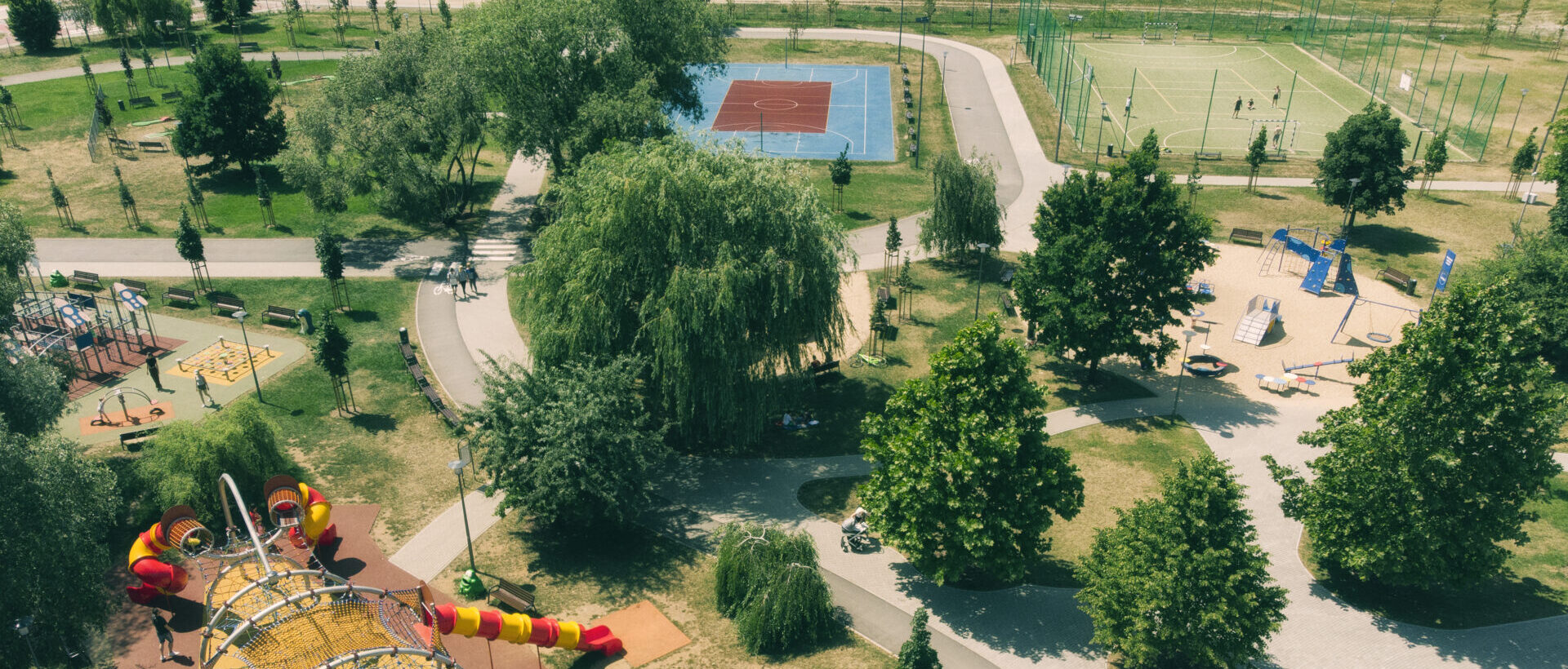 DJI_0789-1920×820-c-default